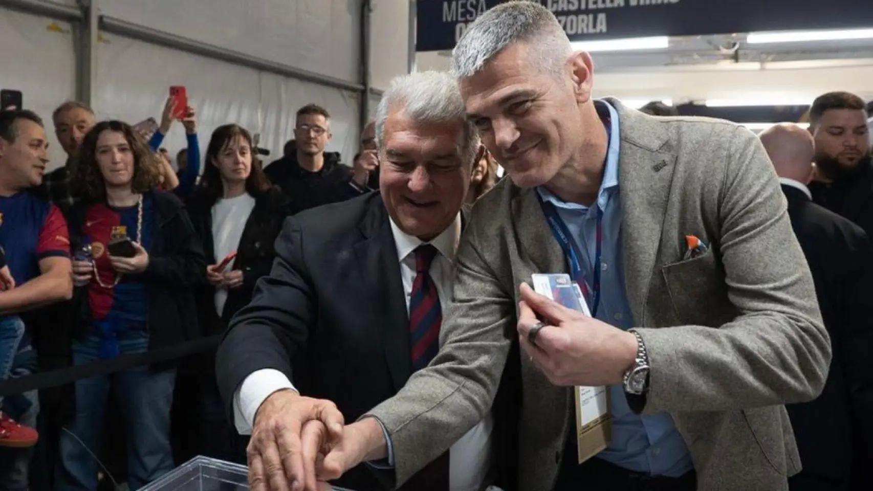 开云在线-拉波尔塔团队成员：球员支持我们是他们自愿的；我们配得上赢