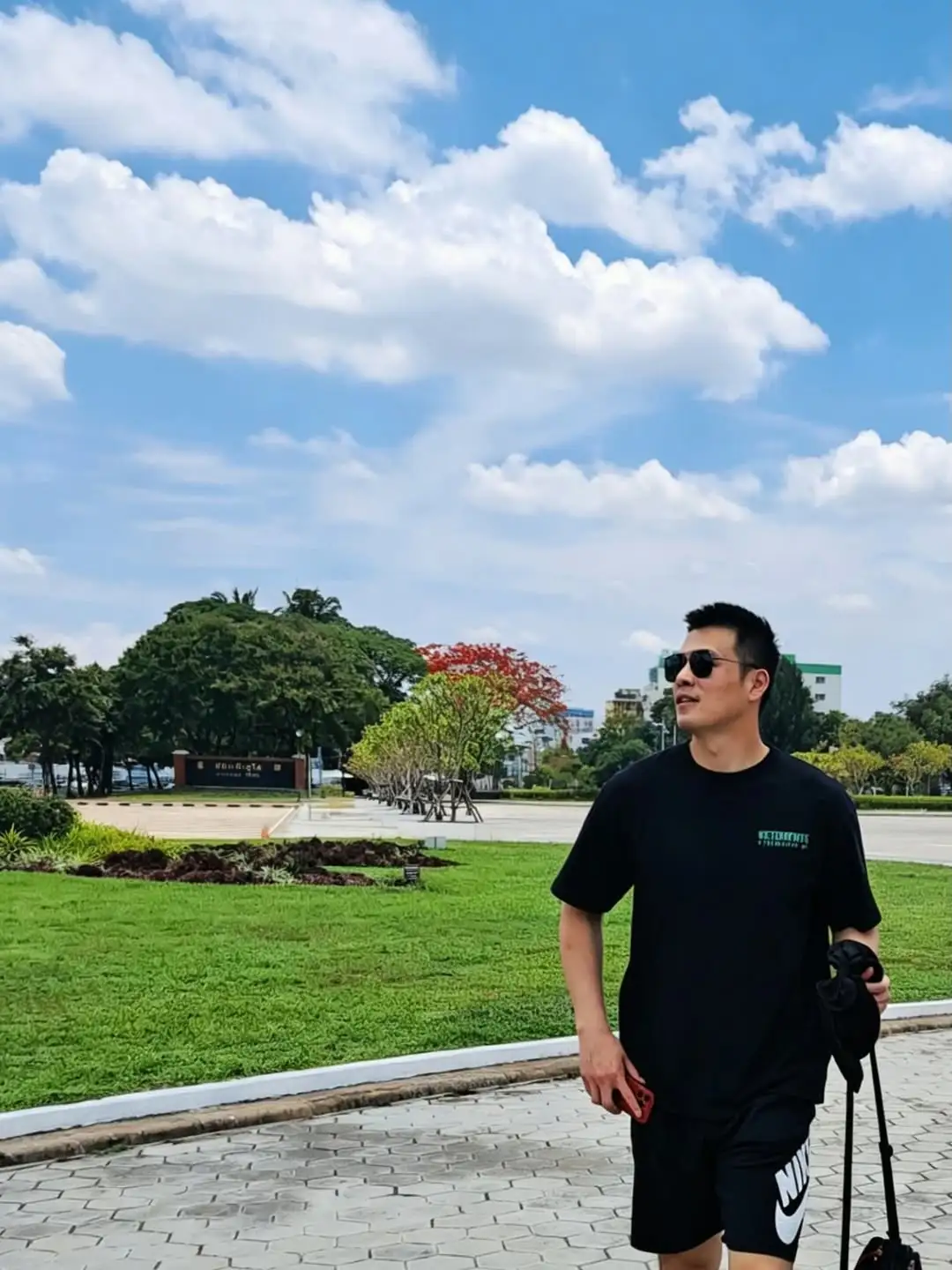 开云在线-被终身禁足的顾超时隔三年更新社媒：母亲节快乐！